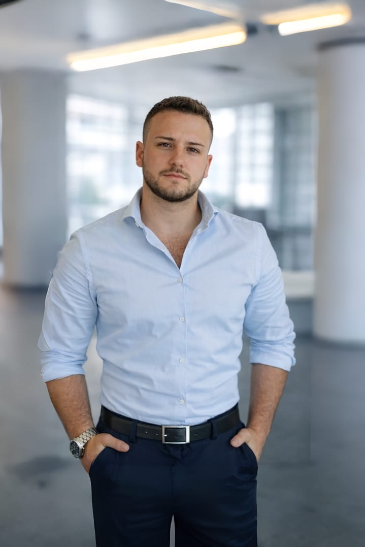 Lukas Ahubert Lennon